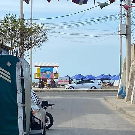 La Casa De La Playa Mcd Pensión 3*