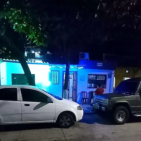La Casa De La Playa Mcd Guest house Cartagena